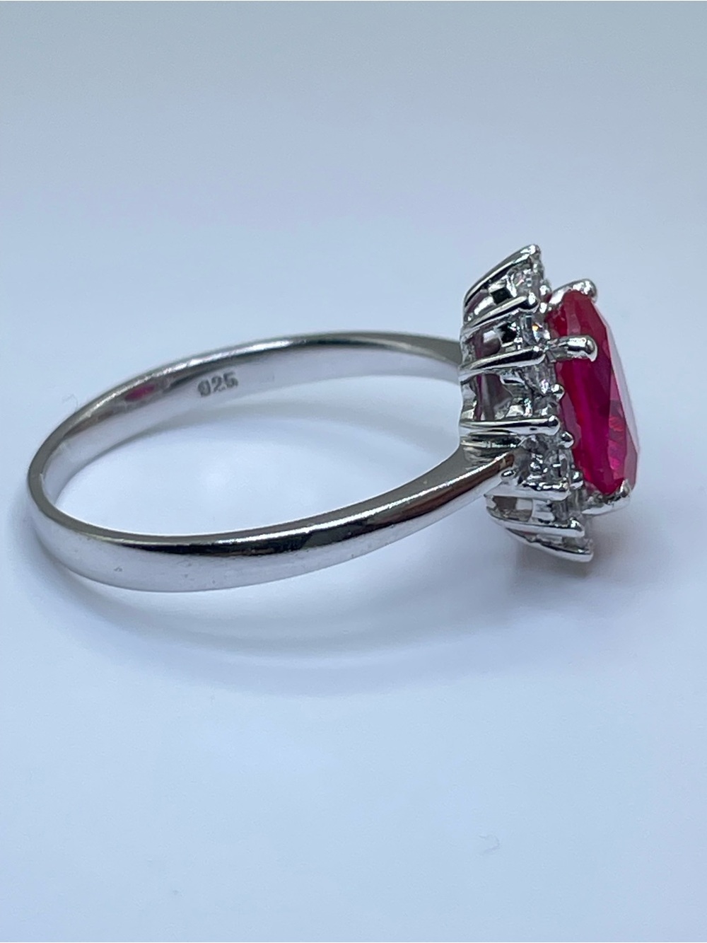 Stunning Stauer 925 Sterling Silver Ruby Oval Halo Ring Size 8 - Picture 11 of 12